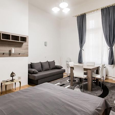 W2 Synagogue Apartment Budapest Bagian luar foto
